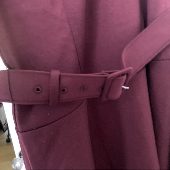 Ann Taylor Petite belted sleeveless flare dress 2P bold Bordeaux color - Picture 4 of 6